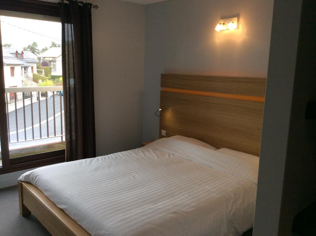 Hotel Bel Horizon Saint-Chély-dʼApcher Rum bild
